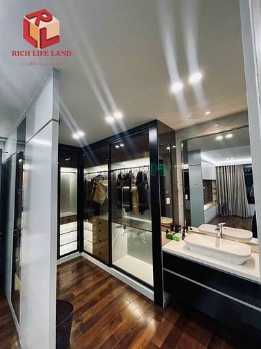Hình ảnh Đại Hạ Giá “Đại Lộ Mặt Trời” chỉ 21 Triệu