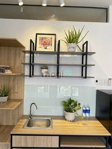 Hình ảnh Phòng studio full nội thất, ban công, máy giặt riêng, gần Phan Đăng Lu