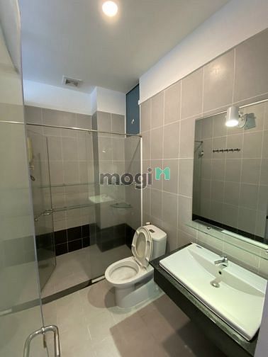 Hình ảnh Phòng studio full nội thất, ban công, máy giặt riêng, gần Phan Đăng Lu