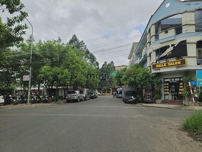 Hình ảnh Cho thuê khu đất 2 mặt tiền đẹp duy nhất kdc Bửu Long, Biên Hòa