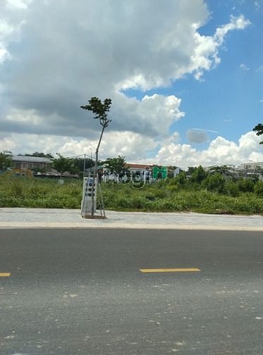 Hình ảnh Mua đất 100% có lời , đất ngay trung tâm tỉnh Bình Dương