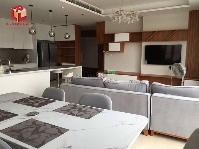 Hình ảnh “Kim Cương” chưa bao giở rẻ như này