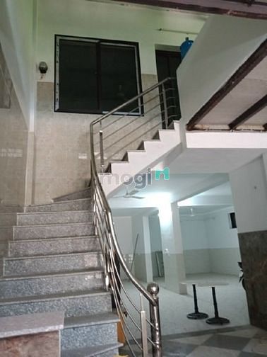 Hình ảnh Cho thuê mặt phố Láng 200m2 x 3 tầng làm café hoặc nhà hàng