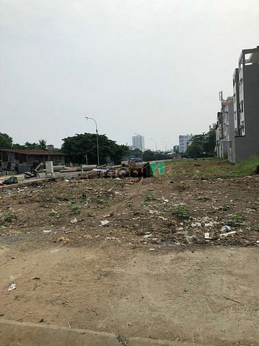 Hình ảnh Bán đất MT đường Lê Văn Việt Q9, đối diện Bv đa khoa ,DT:80m2/ 2tỷ2.