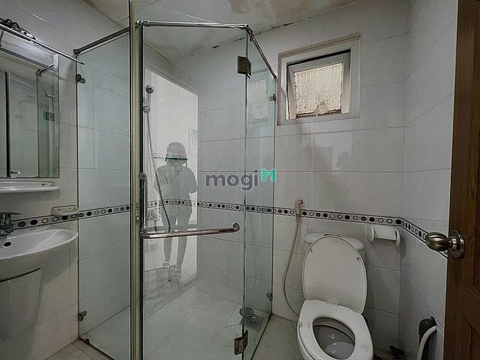 Hình ảnh Studio cửa sổ full nội thất ngay mặt tiền đường Xóm Chiếu Quận 4