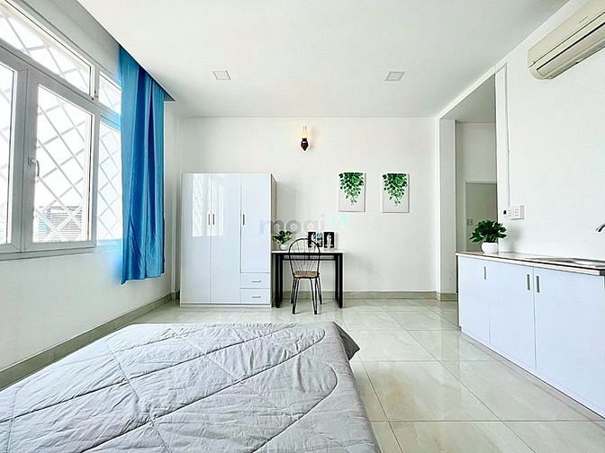 Hình ảnh Studio cửa sổ full nội thất ngay mặt tiền đường Xóm Chiếu Quận 4