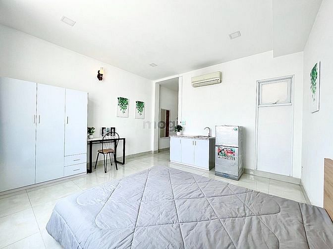 Hình ảnh Studio cửa sổ full nội thất ngay mặt tiền đường Xóm Chiếu Quận 4