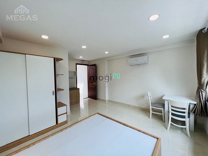 Hình ảnh Khai Trương Căn Hộ Full NT Mới 100% Ngay Cầu Bông