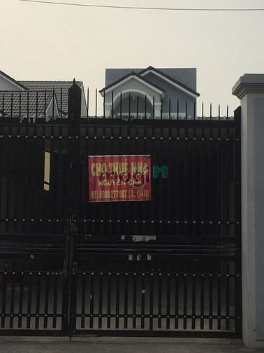 Hình ảnh Nhà mặt tiền có thể kinh doanh hoặc làm kho