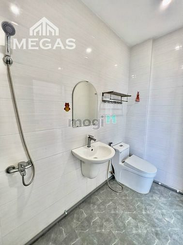 Hình ảnh Căn Hộ Dv Sẵn Nội Thất Ngay Khu Tên Lửa Aeon Mall Bình Tân Giáp Q6