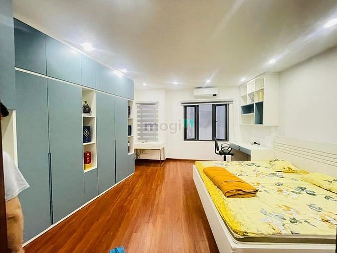 Hình ảnh Bán nhà Cát Linh, 2 mặt ngõ, kinh doanh 10m ra phố, 45m2 5T giá 5.5 tỷ