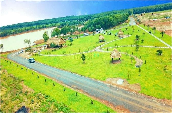 Hình ảnh cần bán 1000m2 view hồ nghỉ dưỡng giá hơn 200tr
