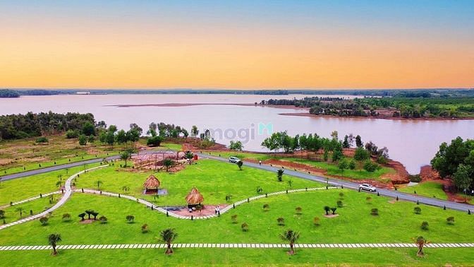 Hình ảnh cần bán 1000m2 view hồ nghỉ dưỡng giá hơn 200tr
