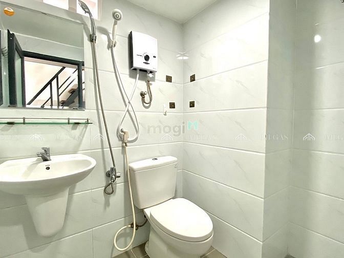 Hình ảnh Phòng Dạng DUPLEX ngay TT Quận 7