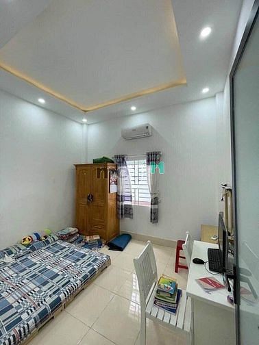 Hình ảnh BÁn gấp nhà HXH Gần MT, 32m2 3pn