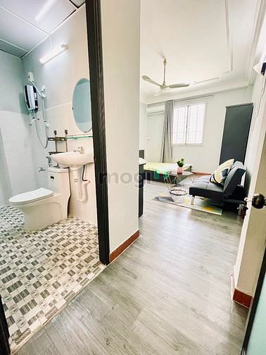 Hình ảnh Studio 40m2 full NT cửa sổ lớn ngay Đh NTT _ cầu Khánh Hội Quận 4
