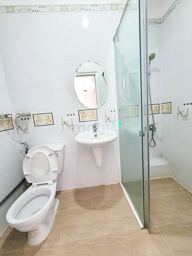 Hình ảnh Studio có ban công, cửa sổ siêu thoáng. Full nội thất mới