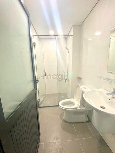 Hình ảnh Mb6623 nạp rút nhanh chóng 1PN ban công - Thạch Thị Trang, nhà thờ Tân Định, CV Lê Văn Tám