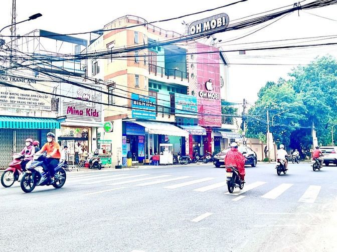 Hình ảnh Cho thuê lô đất 260m2 ngay siêu thị Coopmart, ngã 3 máy cưa giá rẻ