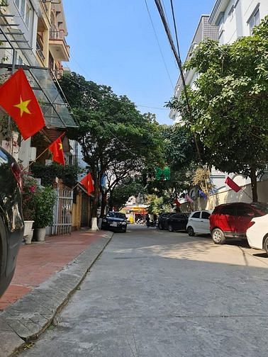 Hình ảnh Tôi Cần Bán Đất Phạm Văn Đồng–2 mặt thoáng OTO Tránh,KD - 115m2, MT6m