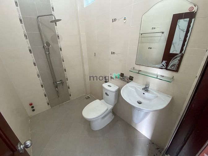 Hình ảnh Căn Hộ Full Nt - Thang Máy ngay UEH Quận 10