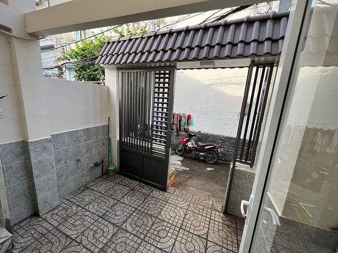 Hình ảnh Căn Hộ Full Nội Thất Ban Công Siêu Bự Đường Nơ Trang Long Bình Thạnh