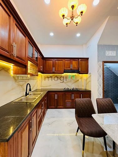Hình ảnh BÁN LẸ Nhà Võ Thành Trang Q. Tân Bình 52m2 Chỉ 2.4 Tỷ SHR
