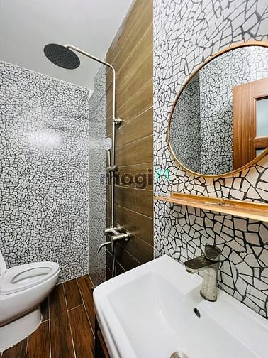 Hình ảnh BÁN LẸ Nhà Võ Thành Trang Q. Tân Bình 52m2 Chỉ 2.4 Tỷ SHR
