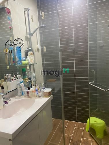 Hình ảnh Bán CH Phú Thọ 65m2, 2PN, 1WC, để lại NT, SH LD. Giá Thật: 2.55 tỷ