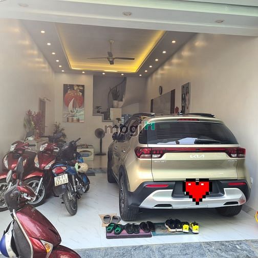 Hình ảnh Bán nhà Hoàng Quốc Việt, Ô Tô, Phân Lô, 55m2 4T MT4.5m, giá 7.9 tỷ
