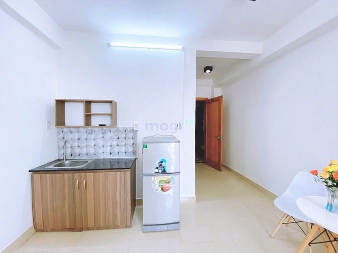 Hình ảnh Studio - Ban Công Thoáng Mát - View Xịn Sò - Hẻm Oto