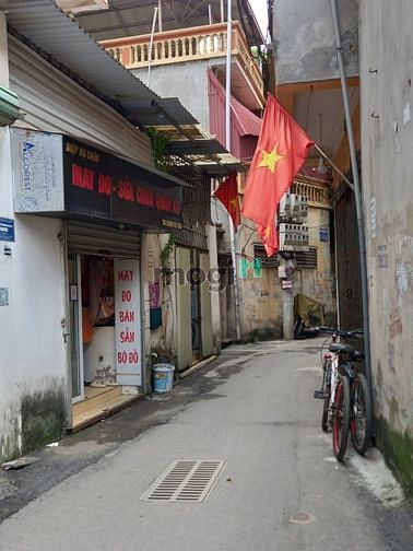 Hình ảnh BÁN ĐẤT Cổ Nhuế, 32m2 ĐẤT, NGÕ THÔNG - Ô TÔ ĐỖ CỬA, GIÁ CHÀO 2.9 tỷ