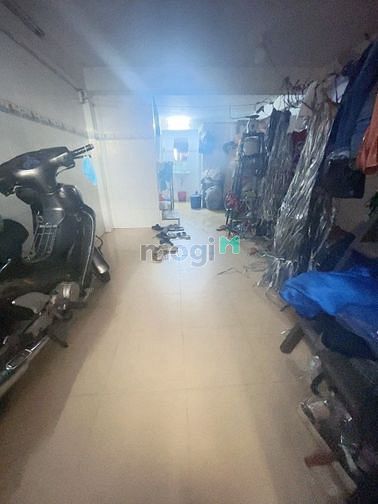Hình ảnh Bán nhà hẻm 8m sát mặt tiền Minh Phụng, Quận 11, vào ở ngay