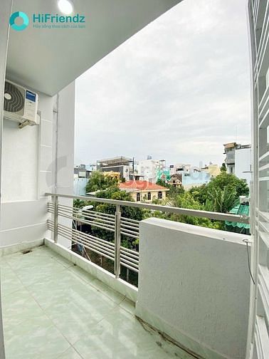 Hình ảnh 1 phòng ngủ - studio full nội thất ban công ngay cầu Sài Gòn