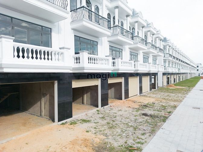 Hình ảnh Bán nhà mặt phố thăng long 2 3 tỷ / căn