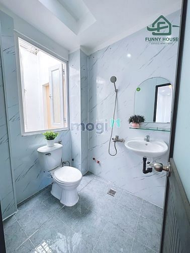 Hình ảnh Trống phòng có ban công siêu thoáng ngay đường Mai Chí Thọ
