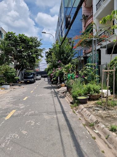 Hình ảnh Bán đất mặt tiền đường 25a khu tên lửa