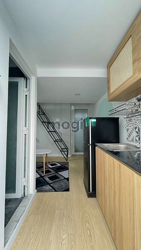 Hình ảnh Đang trống 1 phòng Duplex có tủ lạnh, có cửa sổ thoáng mát ở Q7