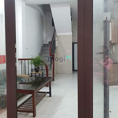 Hình ảnh Bán nhà 32m 4 tầng phường Thạch Bàn mới vào ở ngay giá 2.2 tỷ