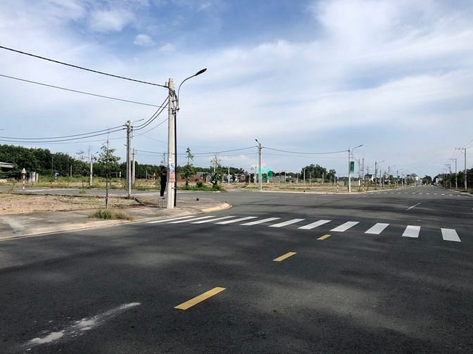 Hình ảnh Mở bán 50 nền thuộc KDC Blue Diamond Riverside, Long Phước, Q9, 2,6 tỷ