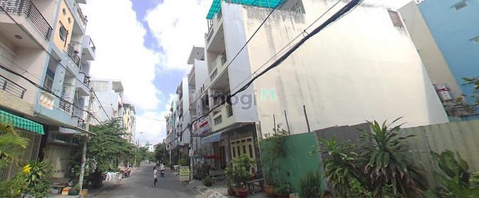 Hình ảnh Cần bán gấp lô đất MT đường Lê Văn Lương quận 7, DT:85m2 / 1ty950