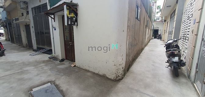 Hình ảnh Chính chủ gửi bán mảnh đất 55m, lô góc, sát phố giá 4.x tỷ