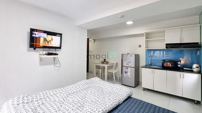 Hình ảnh Sắp trống 1 phòng Studio full nội thất siêu sang trọng ở Hưng Gia 3
