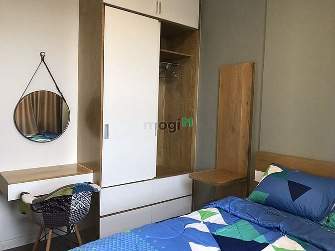 Hình ảnh Cho thuê căn 2PN, Luxgarden, full nội thất có sân vườn riêng, nhà csẵn