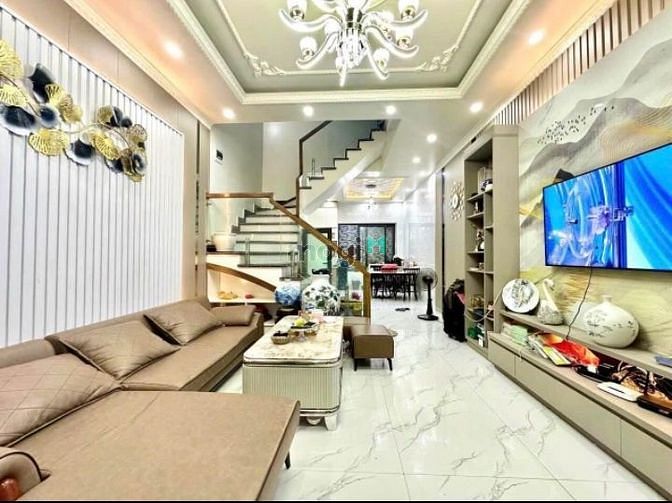 Hình ảnh Bể nợ cần bán gấp căn Lê Văn Sỹ Q. Tân Bình già 2,330tỷ