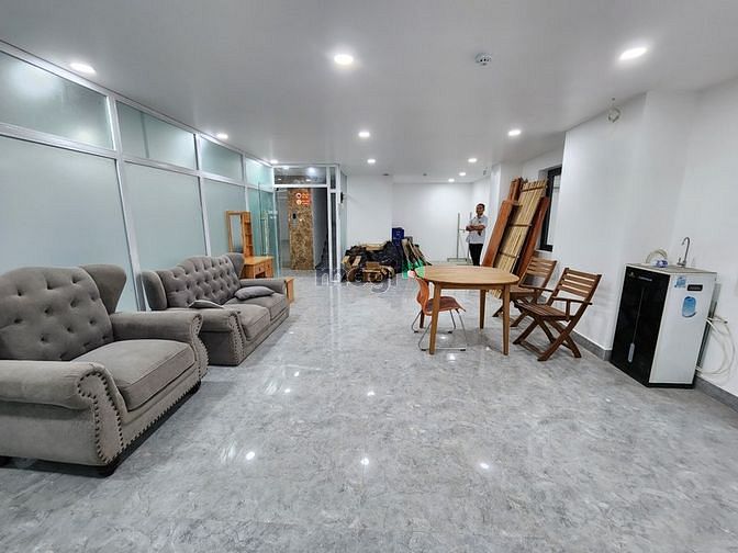 Hình ảnh CHO THUÊ MẶT BẰNG LÀM VĂN PHÒNG Sàn trống có máy lạnh 70m2. Giá 19tr
