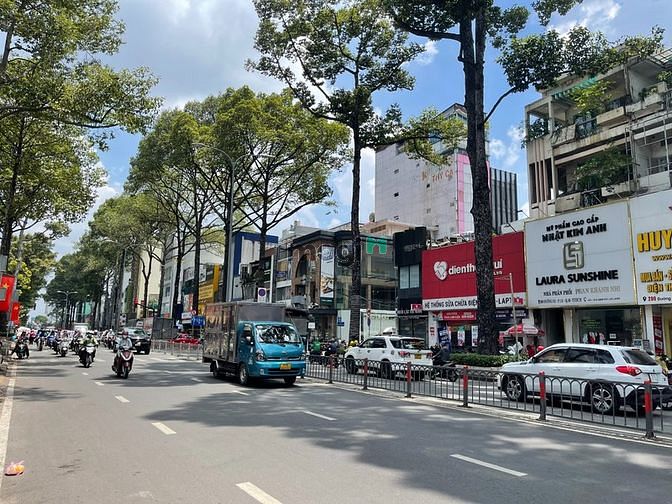 Hình ảnh Cho thuê nhà 2 mặt tiền đường 3 tháng 2