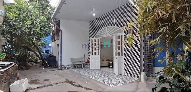 Hình ảnh Nhà ĐỀ THÁM Q1 Giá 2,8 Tỷ Hẻm 6m