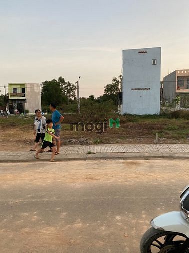 Hình ảnh Đất Mặt Tiền Nhựa 8m Đối Diện Chợ Long PHƯỚC. Gần VinHomes Quận 9.