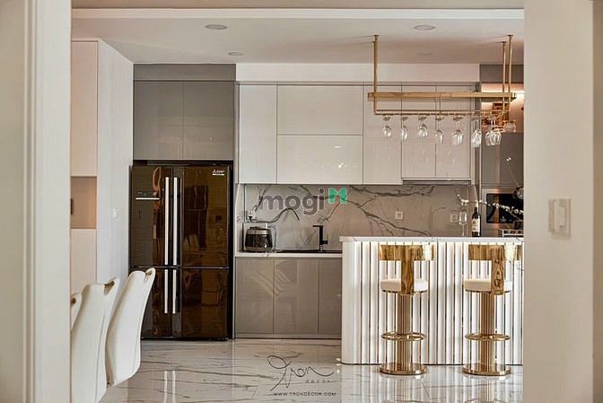 Hình ảnh Nhà mới Riverpark Premier cần bán nhanh.